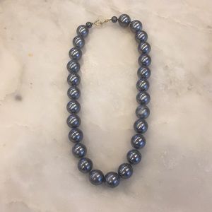 Agatha Grey Pearl Nexklace